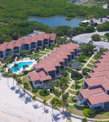 VILLAS PAPPAGALLO 2 BED OCEANFRONT
