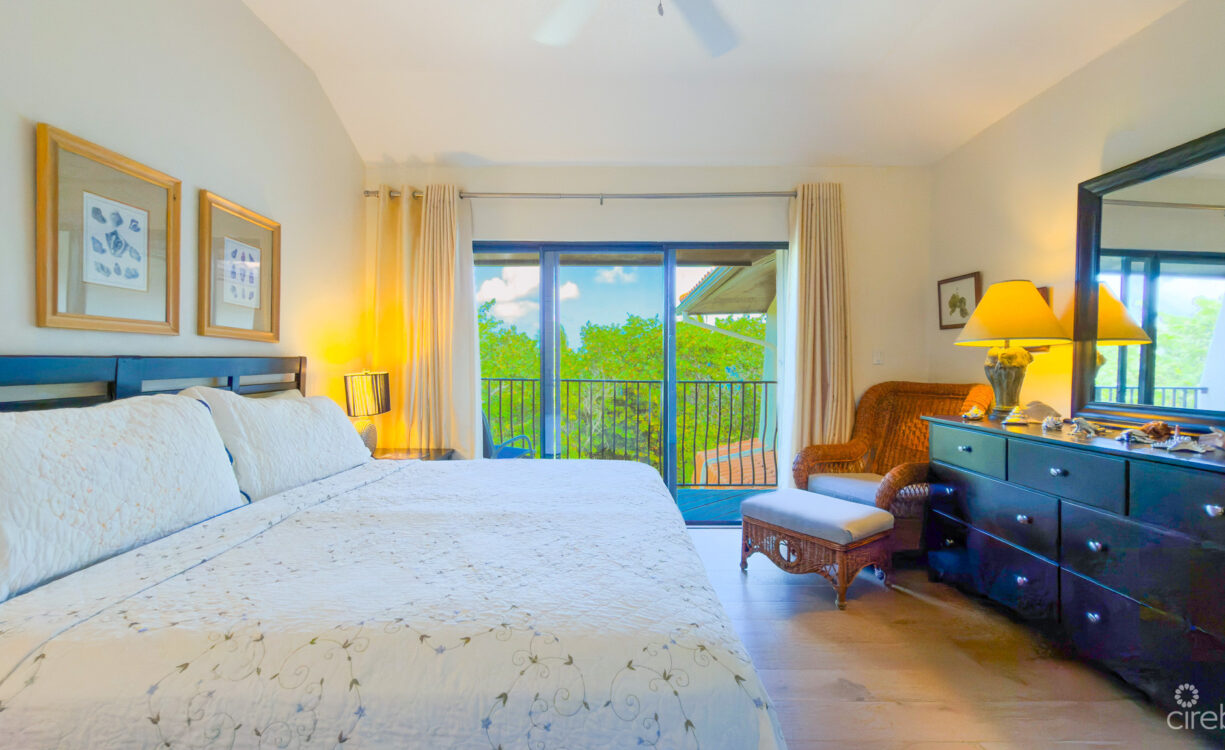 VILLAS PAPPAGALLO 2 BED OCEANFRONT