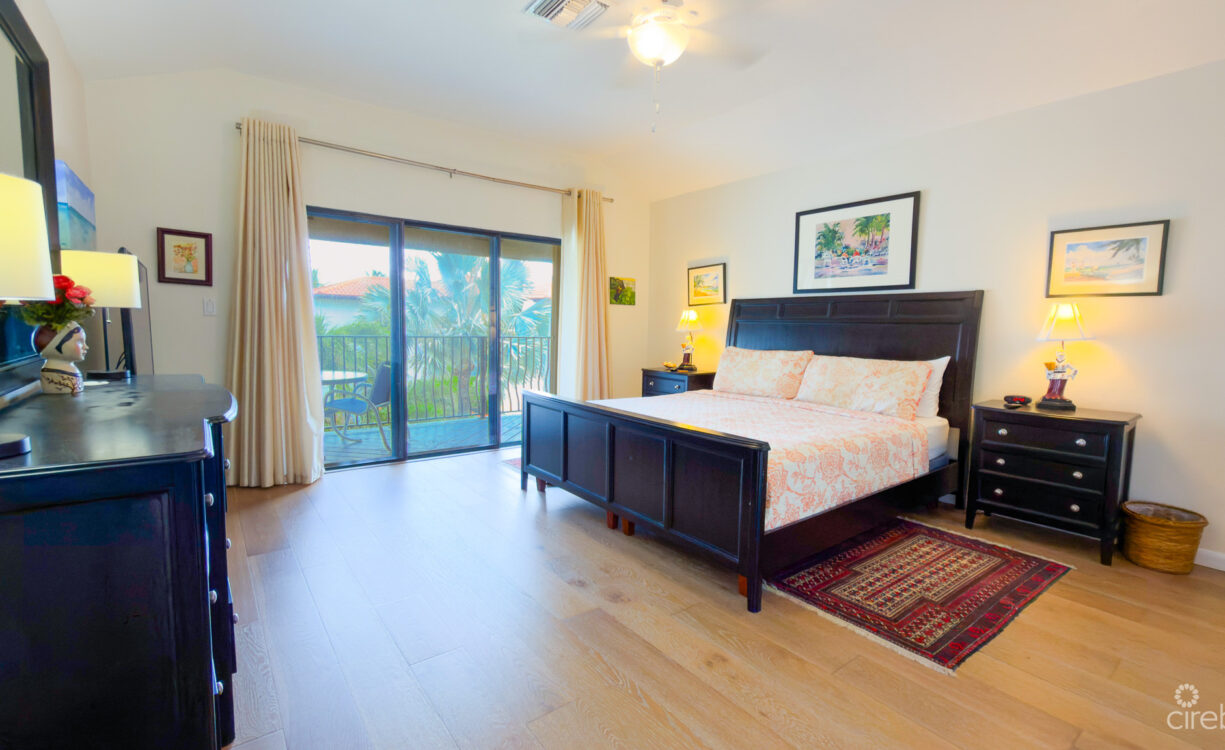 VILLAS PAPPAGALLO 2 BED OCEANFRONT