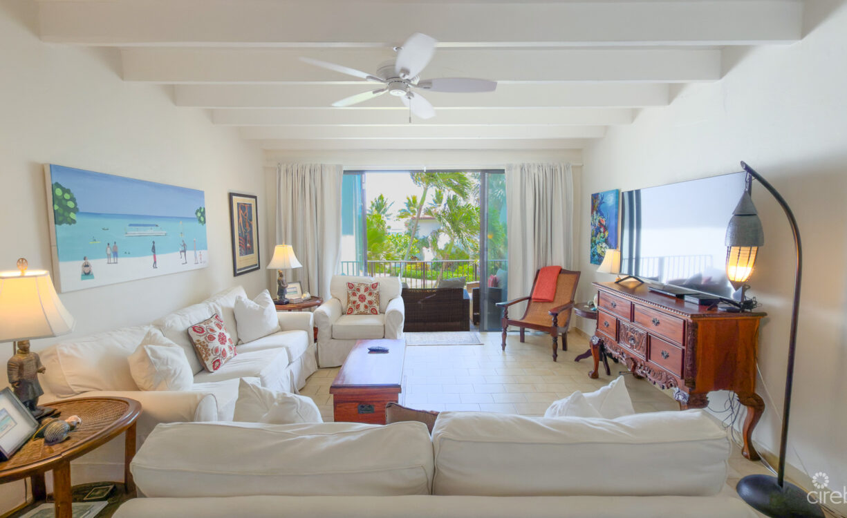VILLAS PAPPAGALLO 2 BED OCEANFRONT