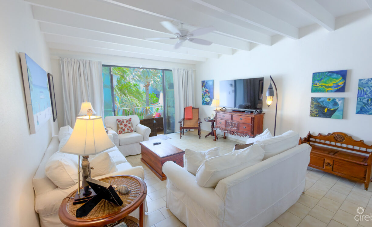 VILLAS PAPPAGALLO 2 BED OCEANFRONT