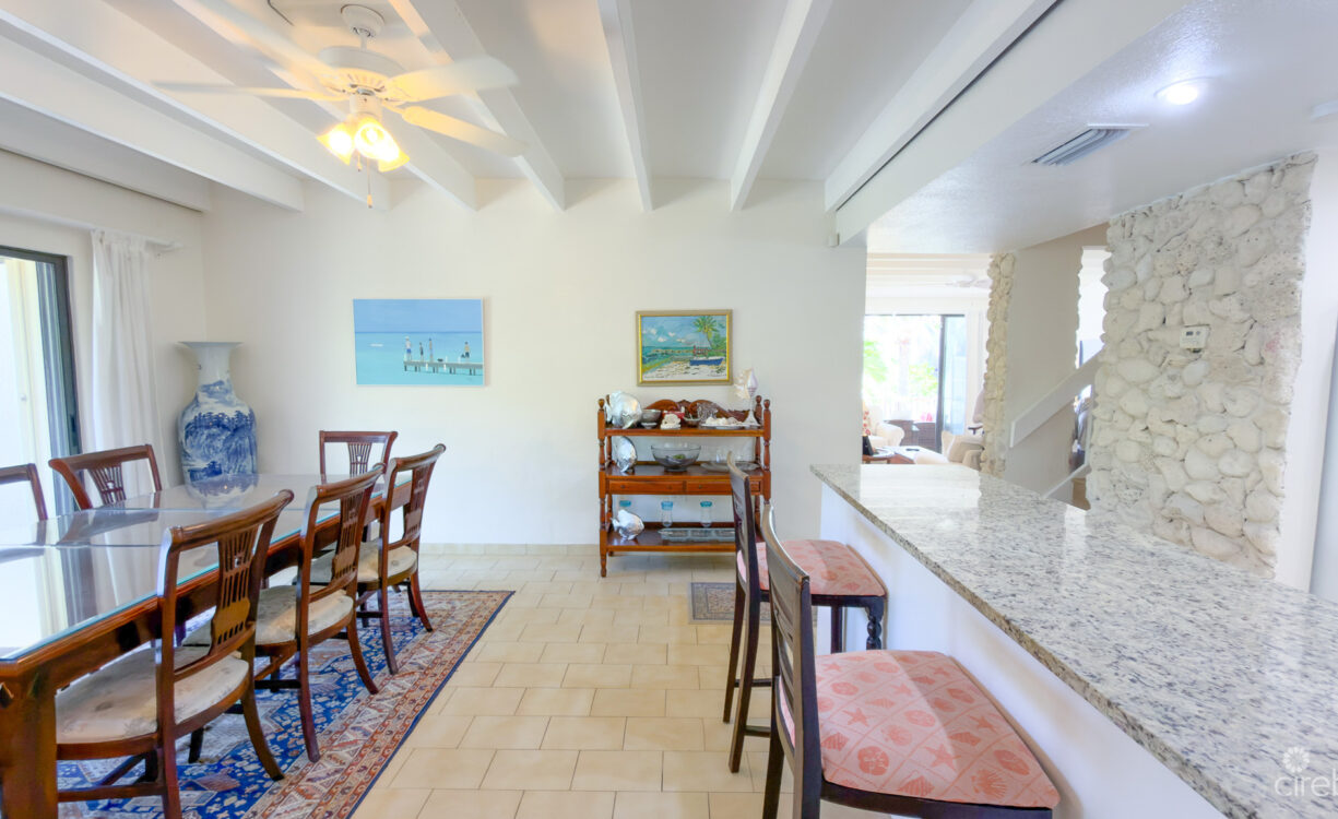 VILLAS PAPPAGALLO 2 BED OCEANFRONT