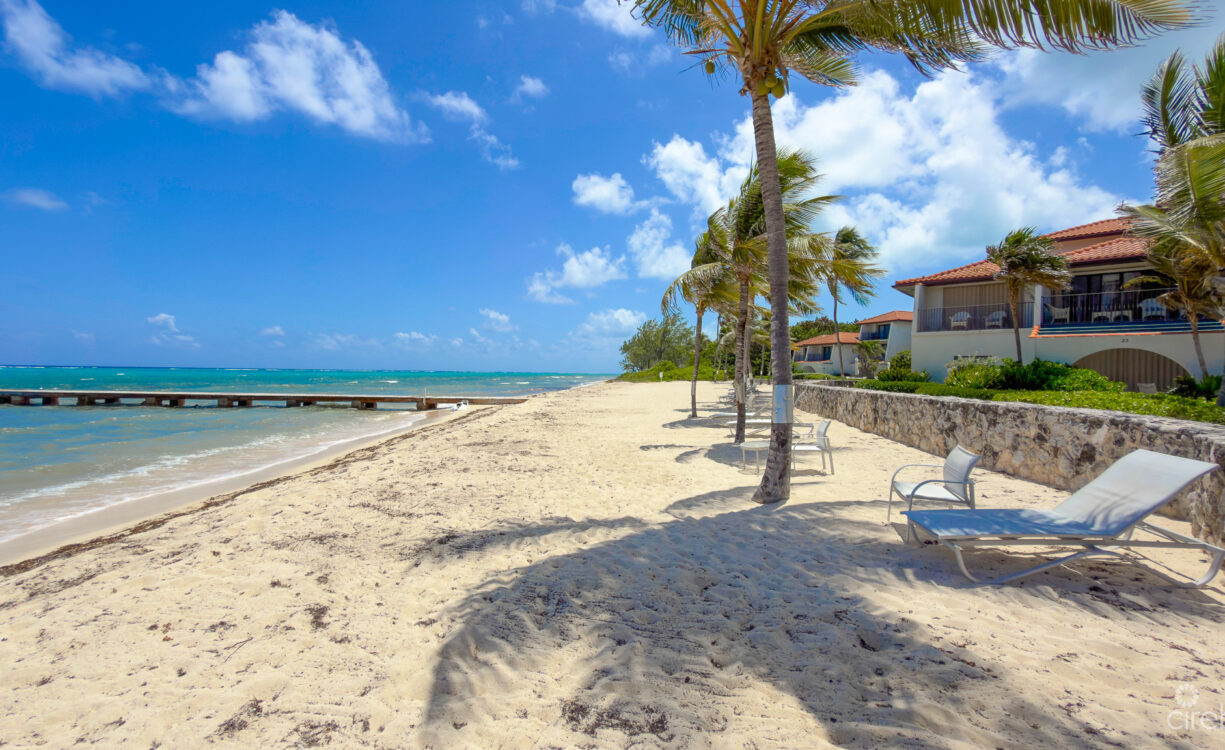 VILLAS PAPPAGALLO 2 BED OCEANFRONT