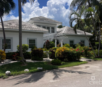 CANAL POINT - CANAL FRONT RESIDENCE