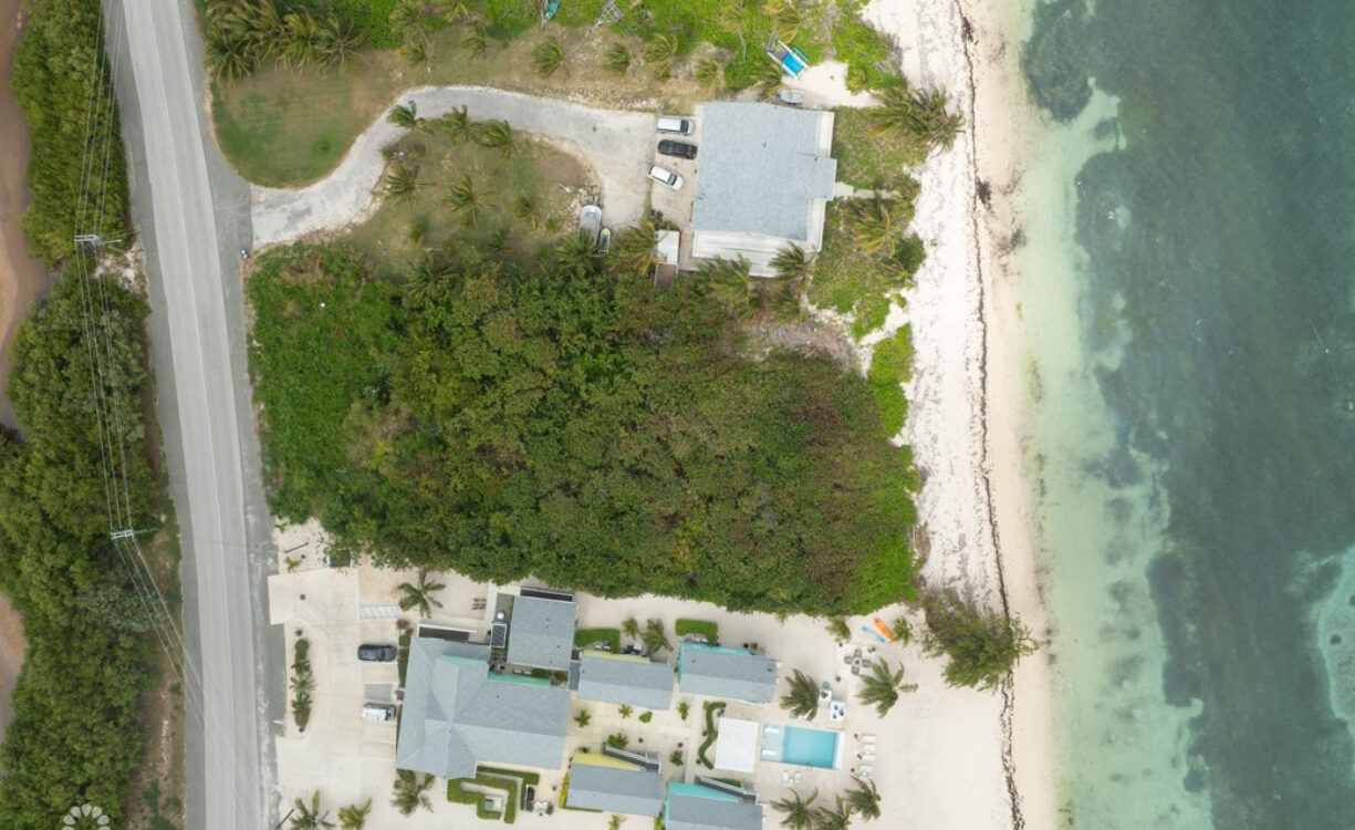 COLLIERS BEACH FRONT LAND, ZONEDD HOTEL TOURISM
