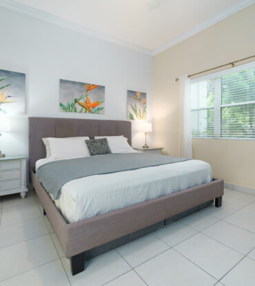 GRAND PALMS | GROUND FLOOR 2-BED IN SOUTH SOUND