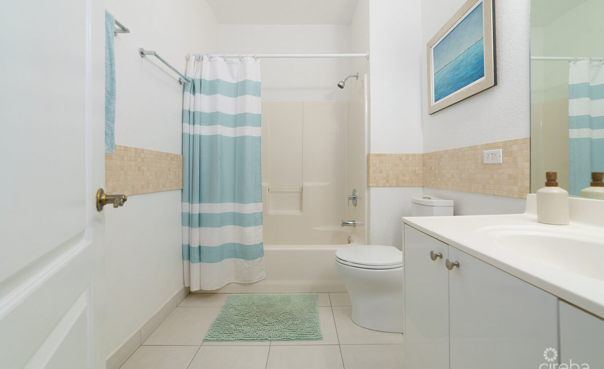 GRAND PALMS | GROUND FLOOR 2-BED IN SOUTH SOUND