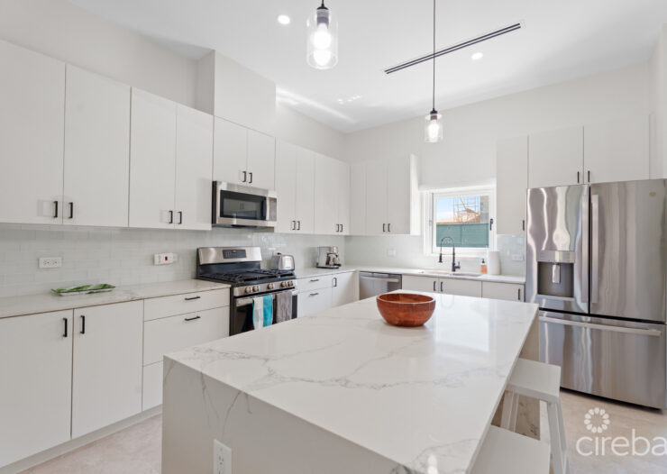 3 BEDROOMS + ROOF TERRACE AT THE MEADOWS AT BATABANO - RESIDENCE 504