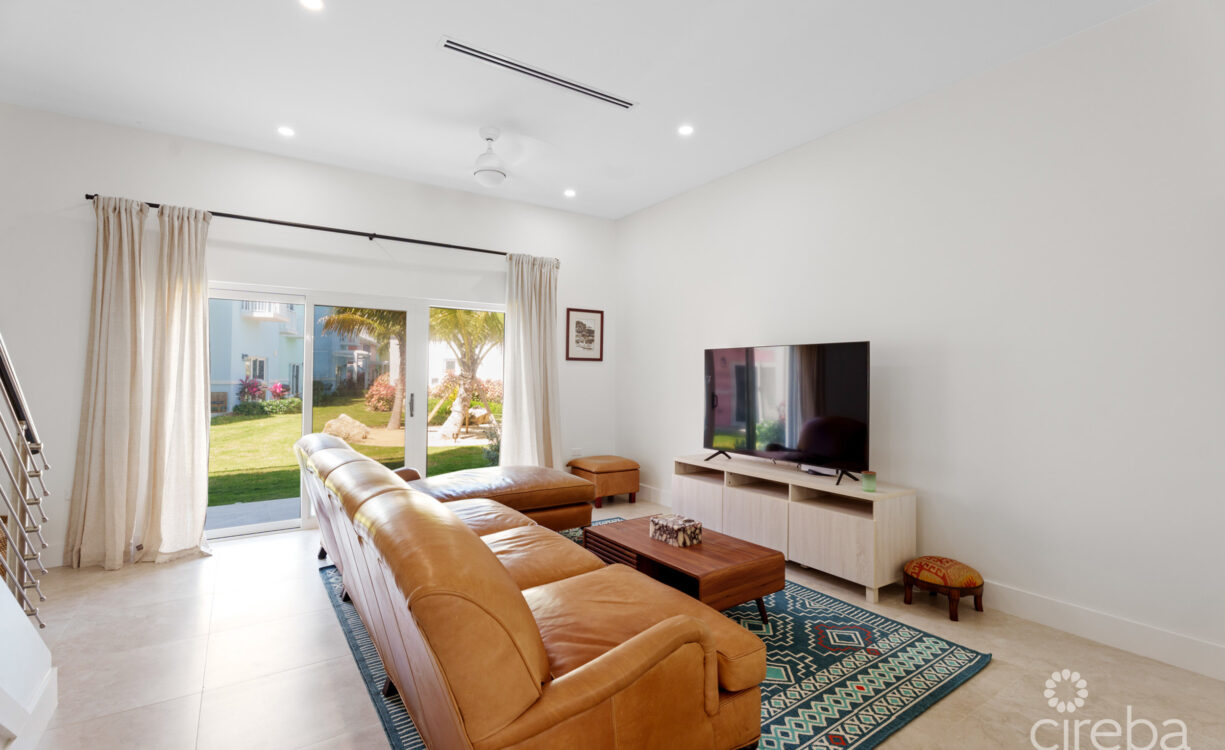 3 BEDROOMS + ROOF TERRACE AT THE MEADOWS AT BATABANO - RESIDENCE 504