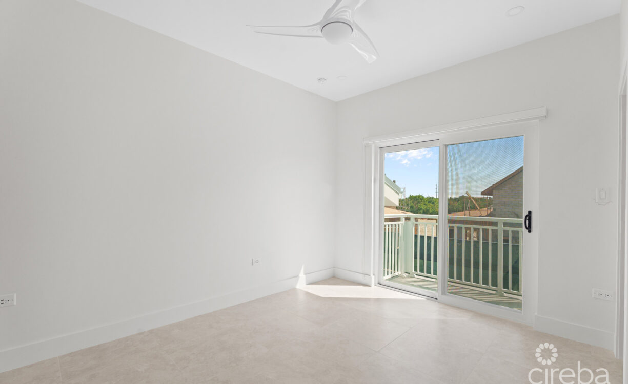 3 BEDROOMS + ROOF TERRACE AT THE MEADOWS AT BATABANO - RESIDENCE 504