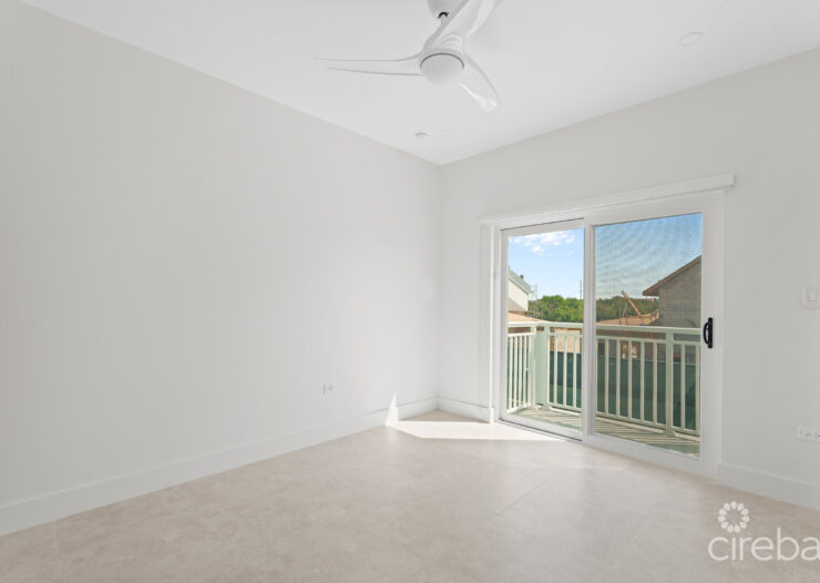 3 BEDROOMS + ROOF TERRACE AT THE MEADOWS AT BATABANO - RESIDENCE 504