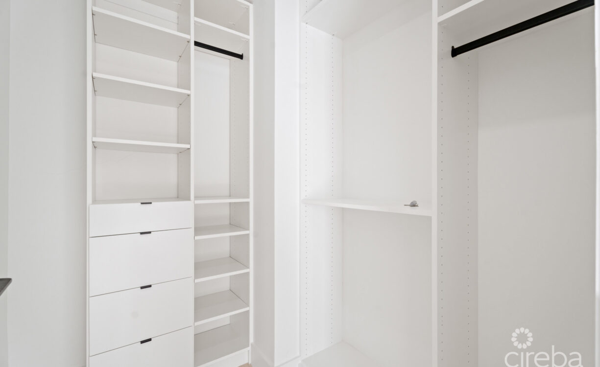 3 BEDROOMS + ROOF TERRACE AT THE MEADOWS AT BATABANO - RESIDENCE 504