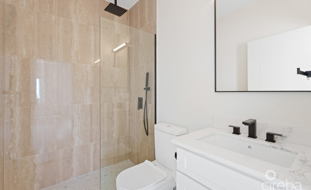 3 BEDROOMS + ROOF TERRACE AT THE MEADOWS AT BATABANO - RESIDENCE 504