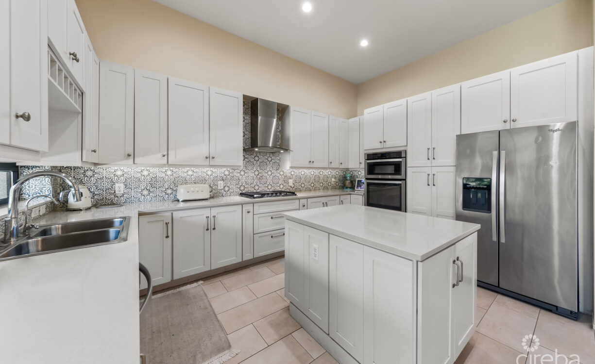 VELA #54, SOUTH SOUND - PHASE 1 - OCEAN VIEWS