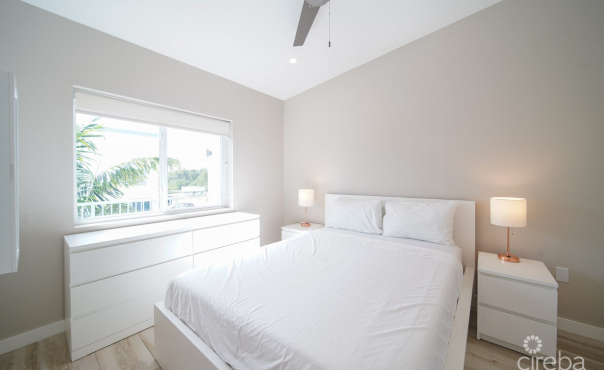DOWNTOWN REACH - ONE BEDROOM