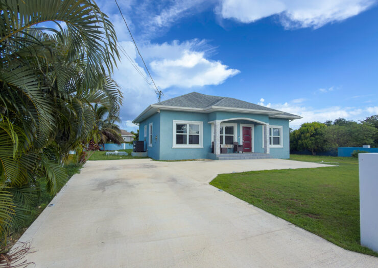 LOWER VALLEY 3 BED, 2 BATH FAMILY HOME