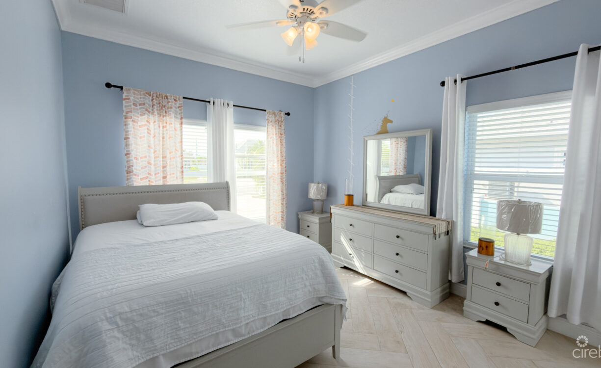 LOWER VALLEY 3 BED, 2 BATH FAMILY HOME