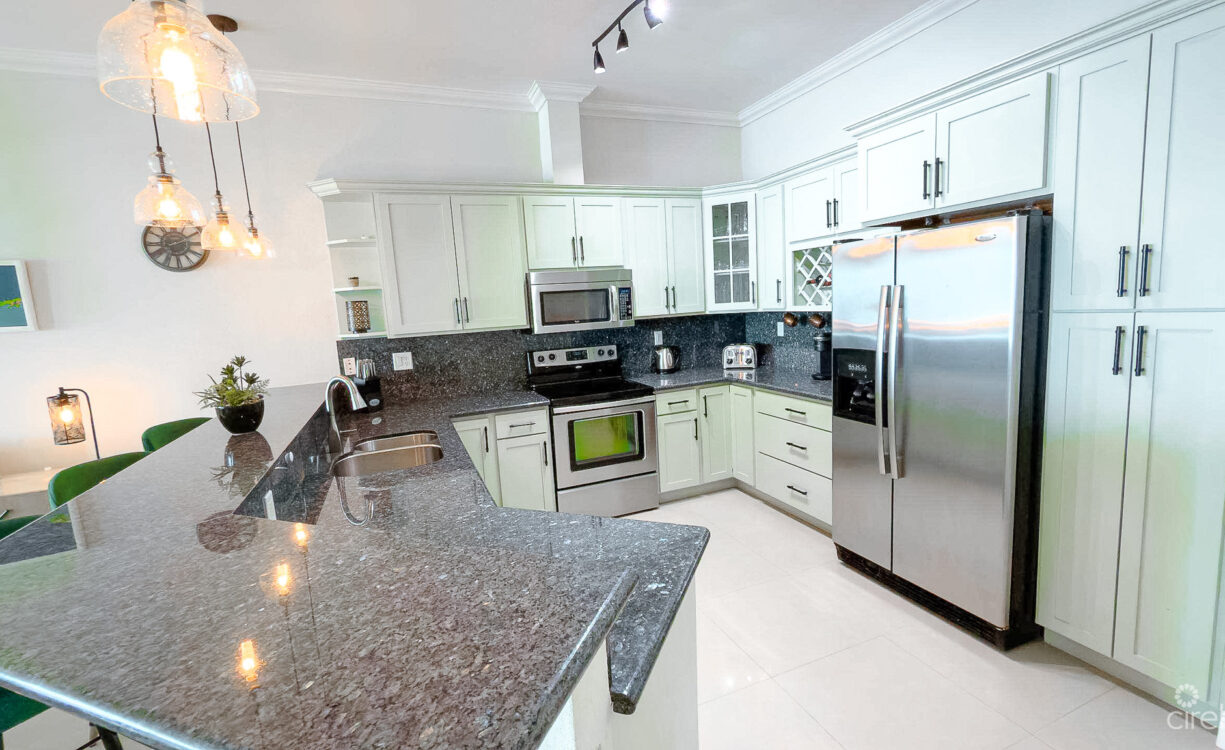 WESTVIEW - GROUND FLOOR OCEANFRONT CONDO