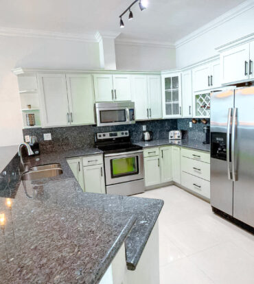 WESTVIEW - GROUND FLOOR OCEANFRONT CONDO