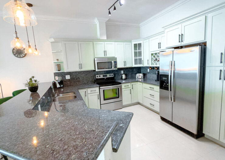 WESTVIEW - GROUND FLOOR OCEANFRONT CONDO