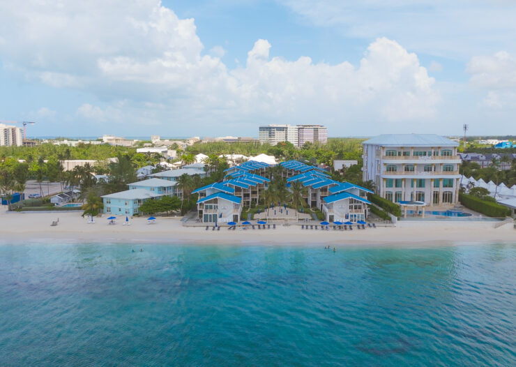 CAYMAN REEF 3 BED SEVEN MILE BEACH