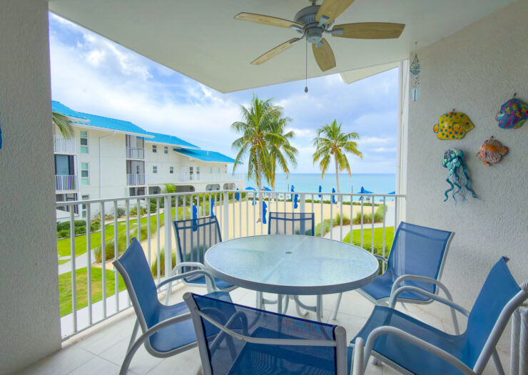 CAYMAN REEF 3 BED SEVEN MILE BEACH