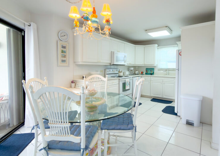 CAYMAN REEF 3 BED SEVEN MILE BEACH