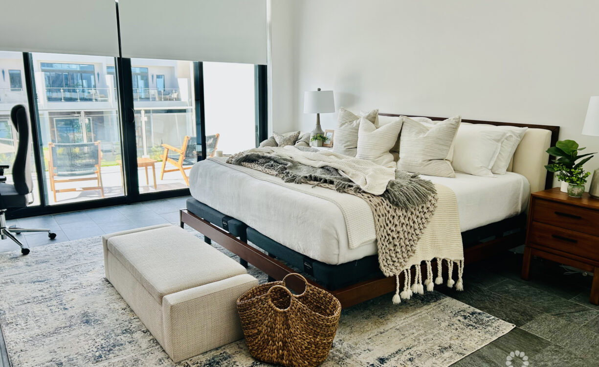 BAHIA UPGRADED LARGE 4 BEDROOM 4.5 BATHROOM