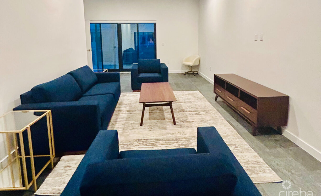 BAHIA UPGRADED LARGE 4 BEDROOM 4.5 BATHROOM