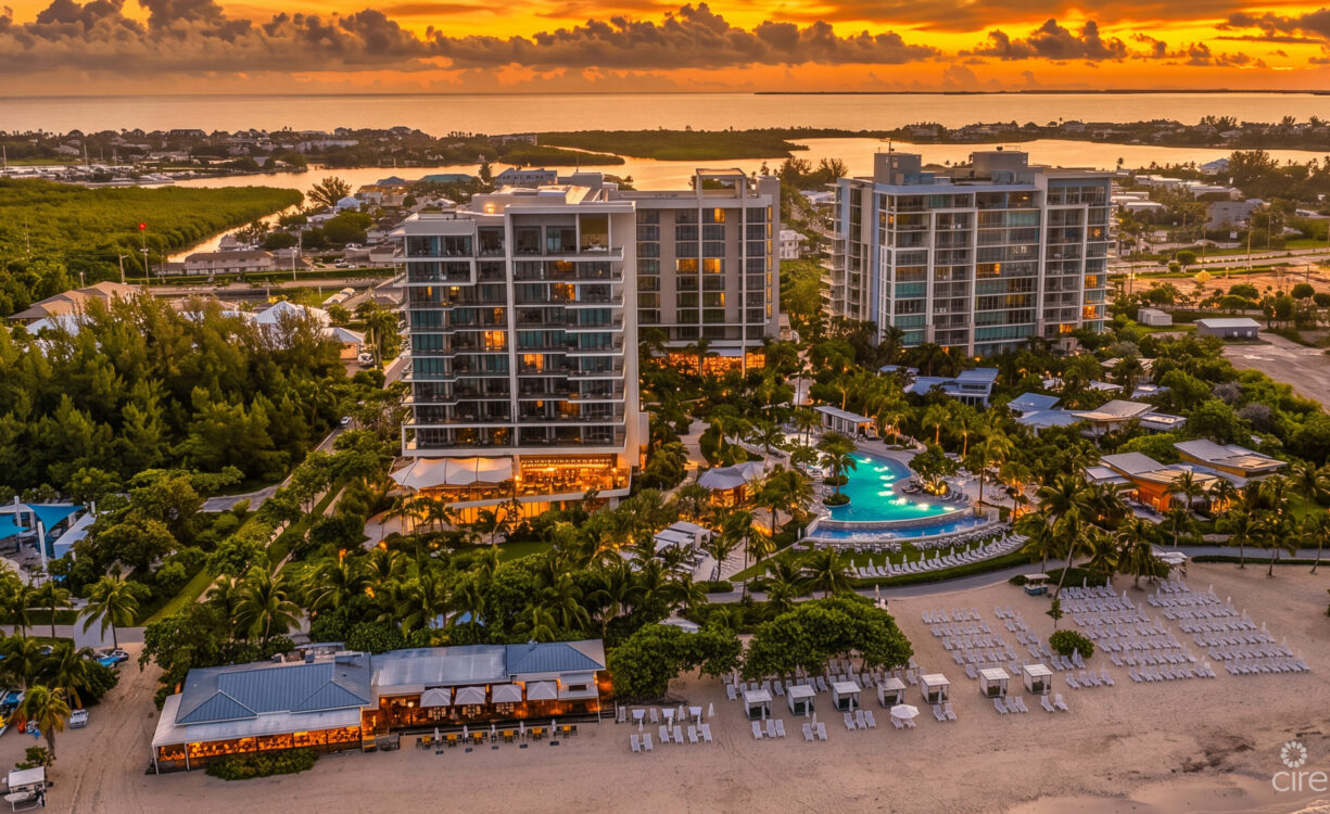 SEAFIRE 3 BEDROOM LUXURY RESIDENCE ON SEVEN MILE BEACH