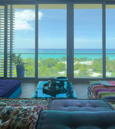 SEAFIRE 3 BEDROOM LUXURY RESIDENCE ON SEVEN MILE BEACH