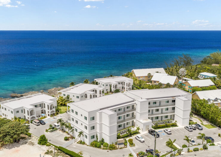21 SUNSET POINT - TOP FLOOR UNIT - AMAZING VIEWS!!!