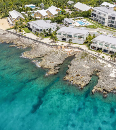 21 SUNSET POINT - TOP FLOOR UNIT - AMAZING VIEWS!!!
