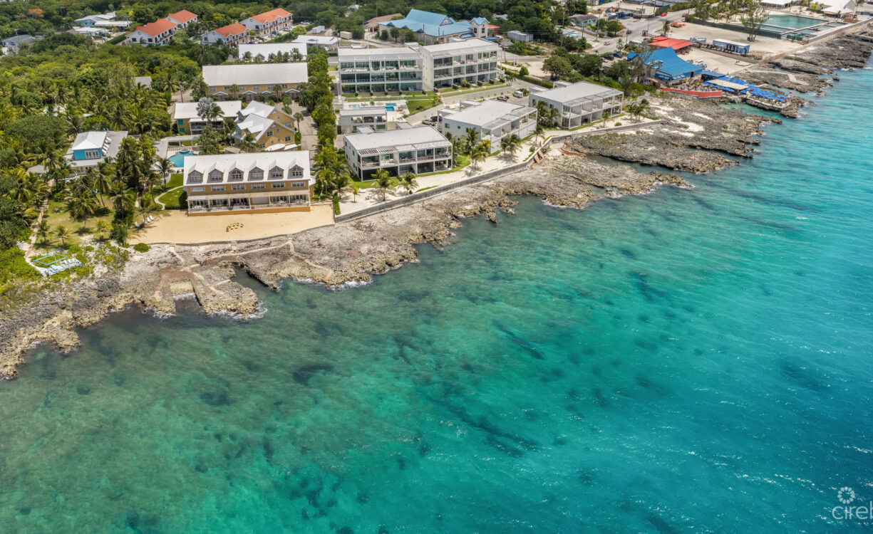 21 SUNSET POINT - TOP FLOOR UNIT - AMAZING VIEWS!!!