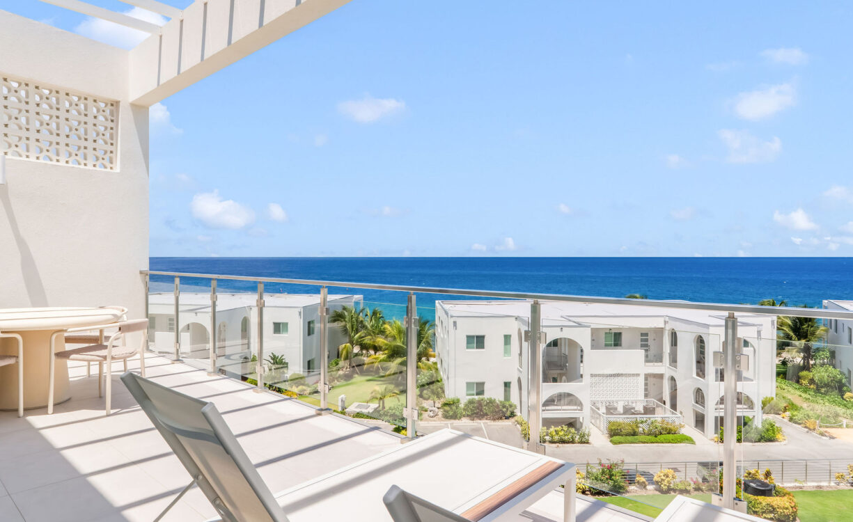 21 SUNSET POINT - TOP FLOOR UNIT - AMAZING VIEWS!!!