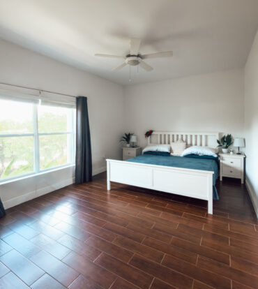 EMERALD ISLE 2 BEDROOM TOWNHOUSE