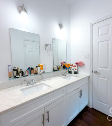 EMERALD ISLE 2 BEDROOM TOWNHOUSE