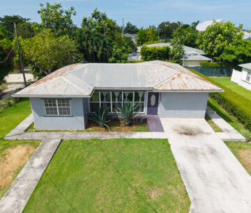 DORSET LANE 3 BED HOME - ZONED NEIGHBORHOOD COMMERCIAL