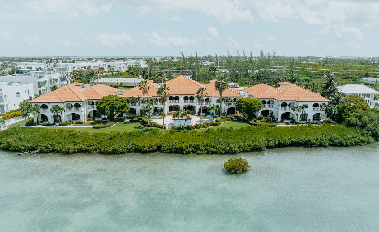 VISTA CARIBE: VENDOR PAYS STAMP DUTY