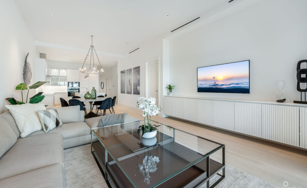 PINNACLE #34 BEACHFRONT PENTHOUSE WITH GARAGE
