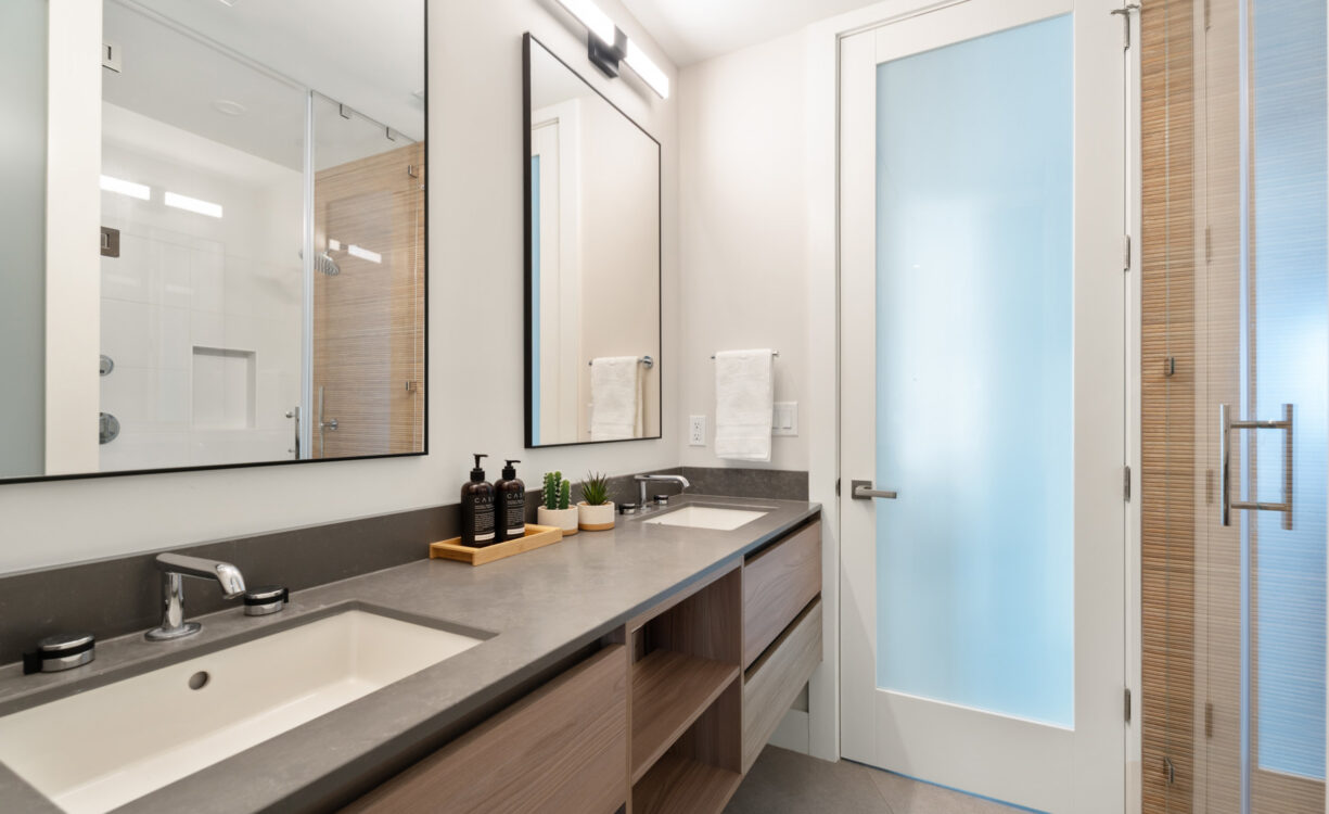 POINT WEST 26, OCEANFRONT CONDO