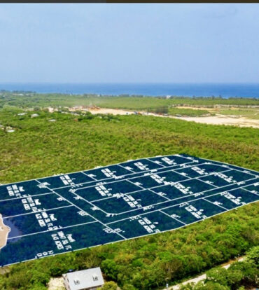 ALEXANDER GROVE SUBDIVISION - CAYMAN BRAC - POND LOT 3