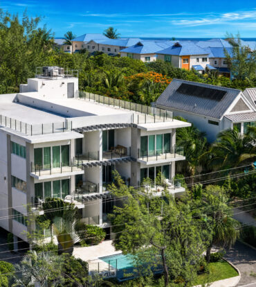 SHORE CLUB #6- OCEAN VIEW PENTHOUSE WITH PRIVATE ROOFTOP TERRACE