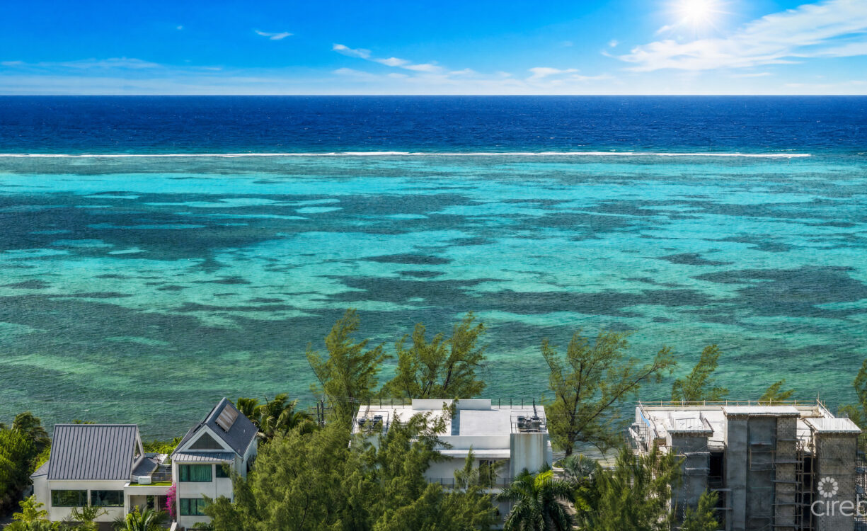 SHORE CLUB #6- OCEAN VIEW PENTHOUSE WITH PRIVATE ROOFTOP TERRACE