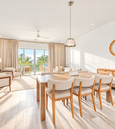 AURA  OCEANVIEW THREE BED TOWNHOME WITH DEN