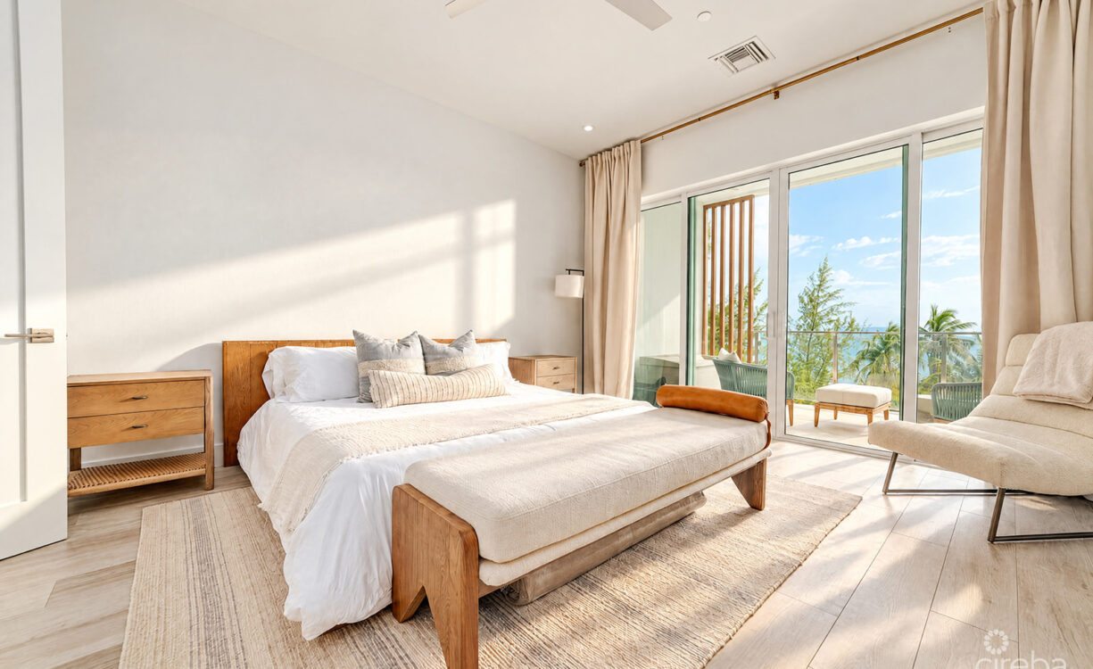 AURA  OCEANVIEW THREE BED TOWNHOME WITH DEN