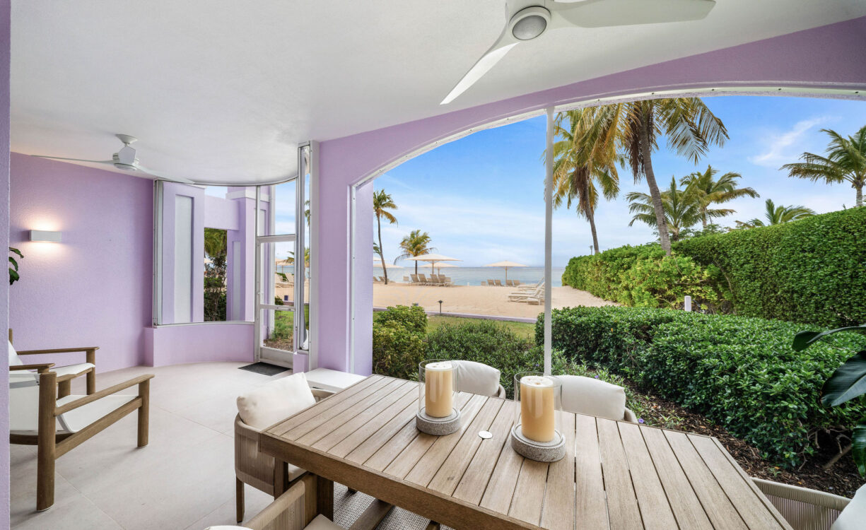 AVALON 9, EXQUISITE BEACHFRONT CONDO