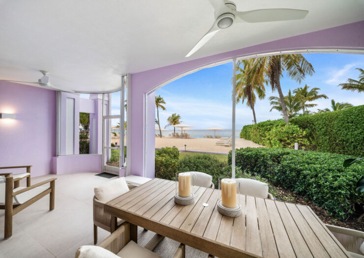 AVALON 9, EXQUISITE BEACHFRONT CONDO
