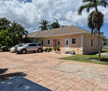 83 MOCKINGBIRD CRESCENT