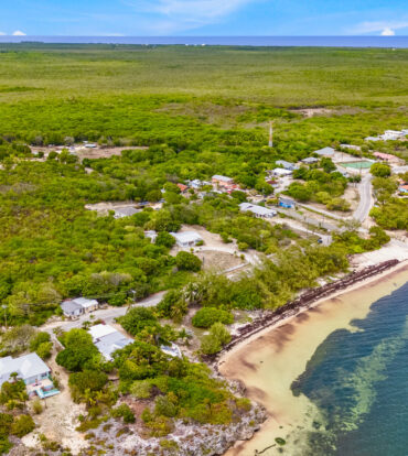 GUN BAY |  OCEAN FRONT |  0.67 ACRES